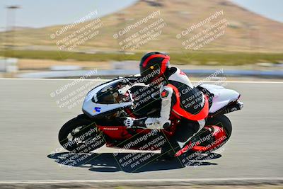 media/Apr-13-2025-TrackXperience (Sun) [[fb1ef998a6]]/Level 2 (Intermediate)/Turn 8 (Session 3)/
